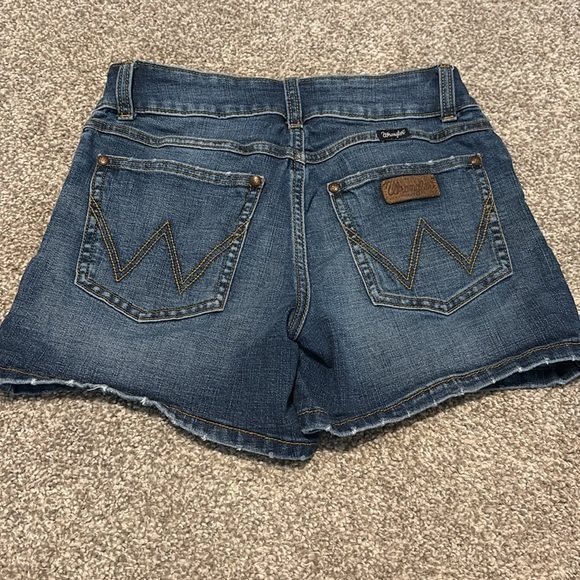 Wrangler Blue Denim Shorts - Picture 3 of 3